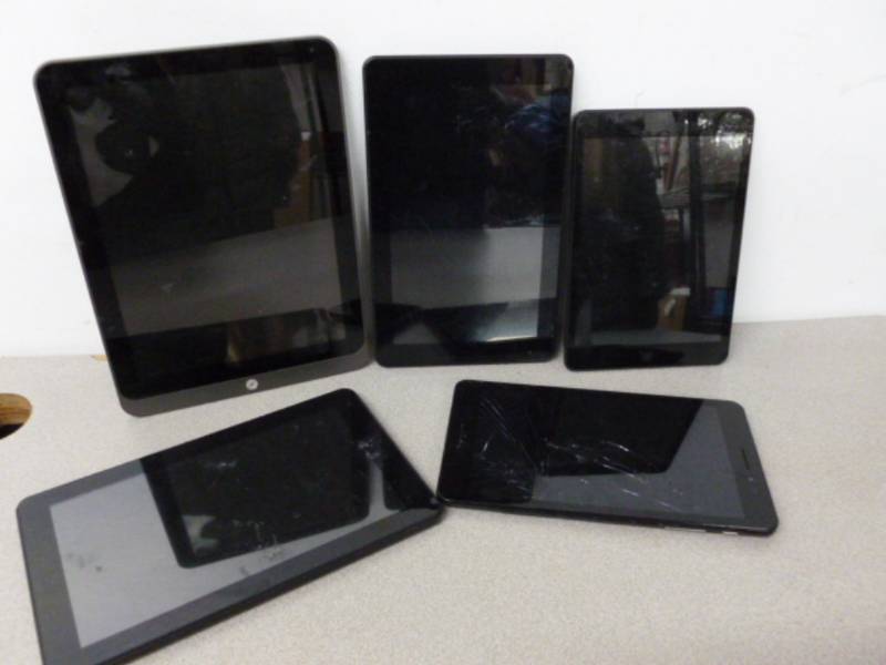 lot 136 image: Smart Electronics