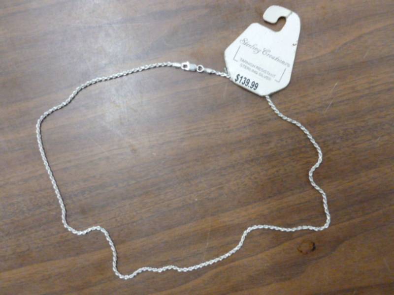 lot 147 image: New Sterling Silver Necklace