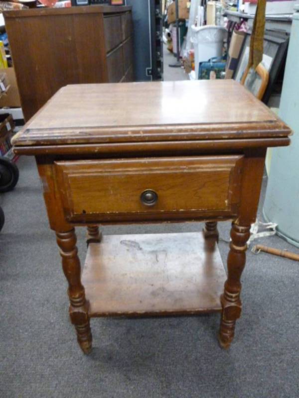 lot 163 image: Nightstand
