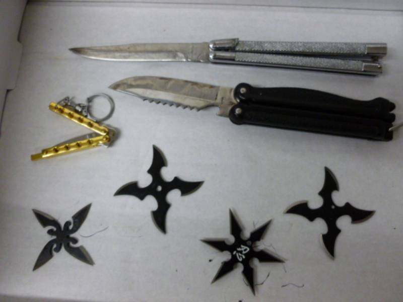 lot 179 image: Collector Knives