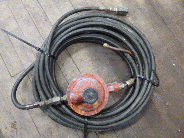 Gas Hose with Regulator