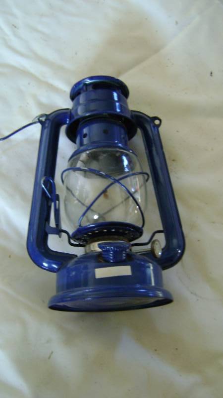 COLLECTIBLE LANTERN