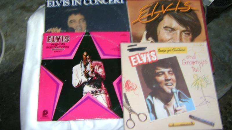 4 COLLECTIBLE ELVIS RECORDS