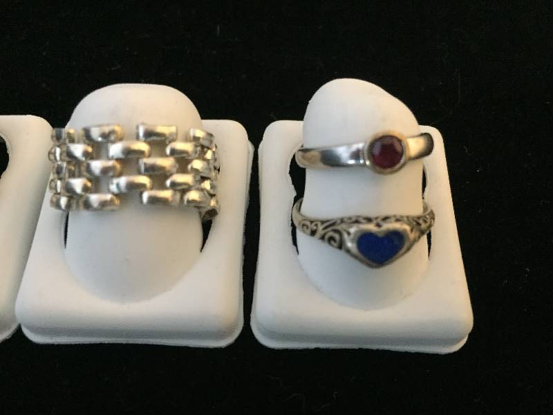 lot 63 image: Sterling Silver Rings - qty 5
