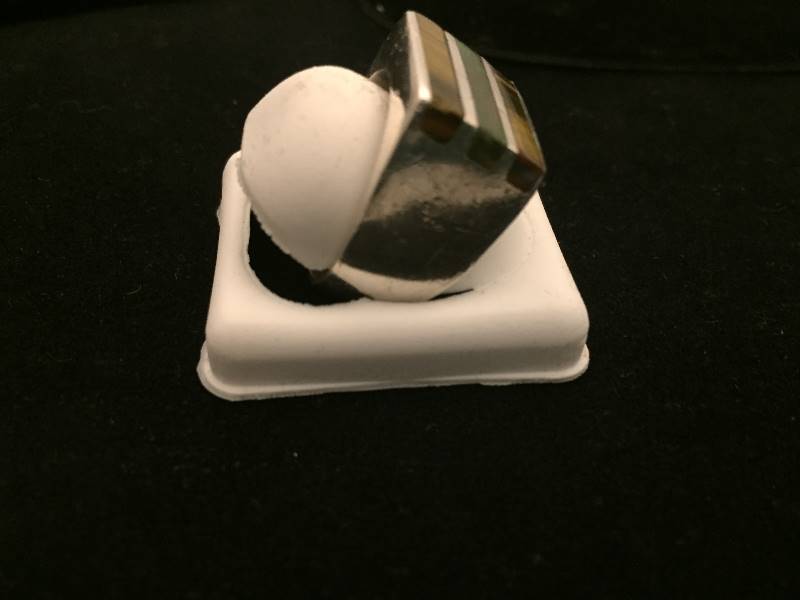 lot 8 image: Sterling Silver Ring Tiger Eye Sz 9.5