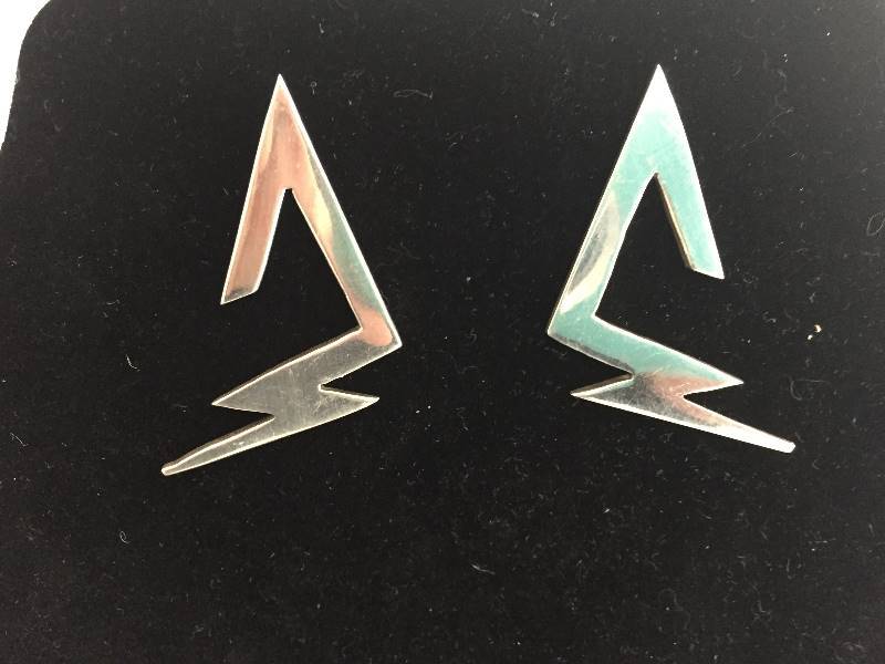 lot 36 image: Sterling Silver Earrings