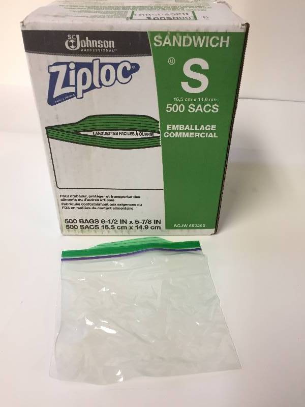 lot 20 image: 500 Ziploc Sandwich Bags 6 12 x 5 78