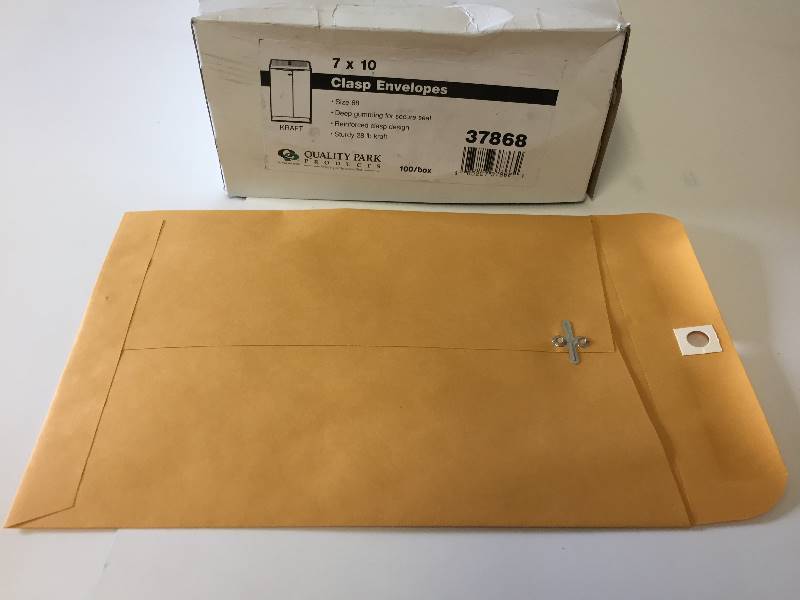 lot 78 image: 100 Quality Park Clasp Envelopes 7 x 10