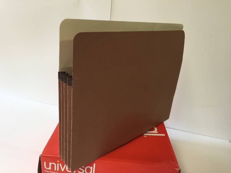lot 157 image: Qty 25 UNIVERSAL UNV15343 File Pockets with Tyvek Reinforced sides