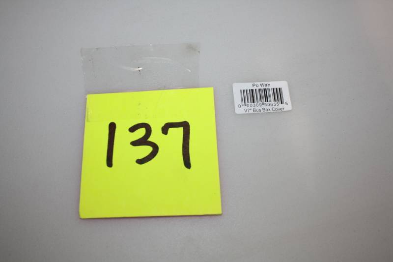lot 137 image: Plastic Lids