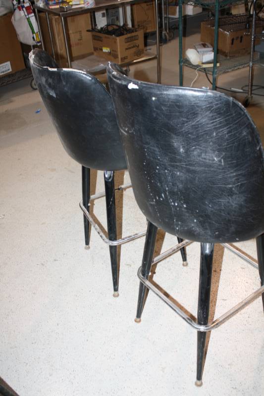 lot 290 image: Bar Stools