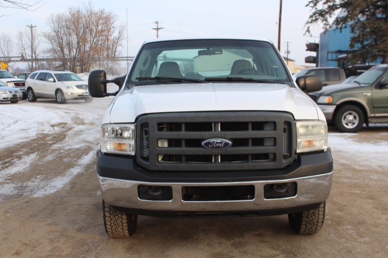2006 F350 Super Duty Crew Cab 4x4   -GAS-