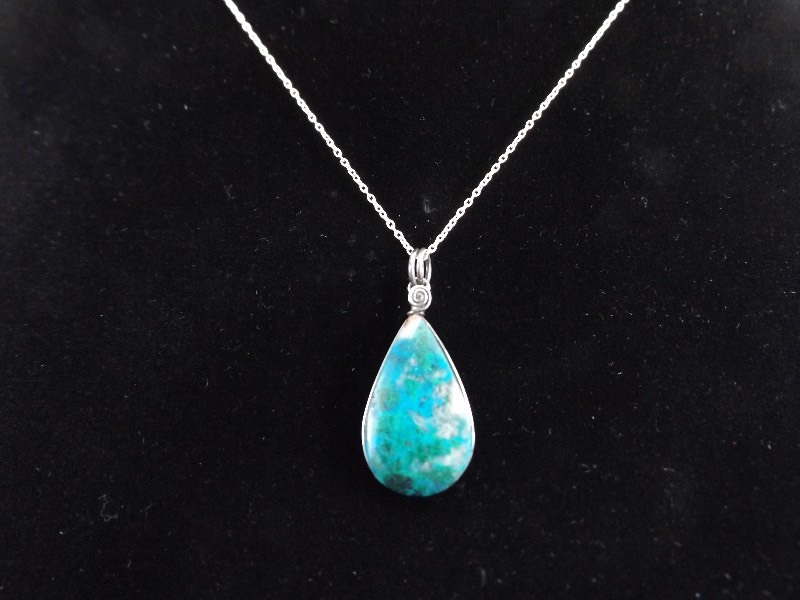lot 63 image: .925 Sterling Silver Teardrop Turquoise Pendant and Necklace