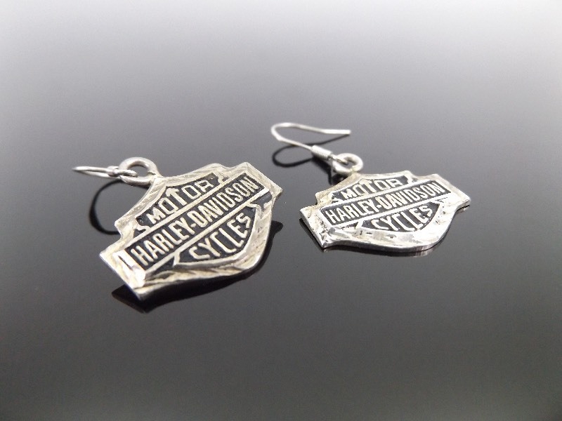 lot 108 image: .925 Sterling Silver Harley Davidson Logo Shield Earrings