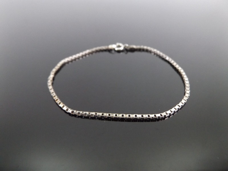 lot 112 image: .925 Sterling Silver 7.75 Bracelet