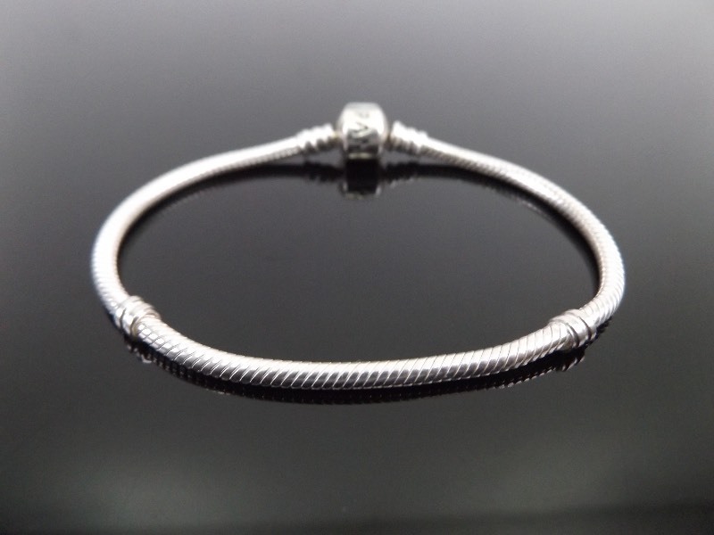 lot 114 image: PANDORA .925 ALE 7.5 Starter Bracelet