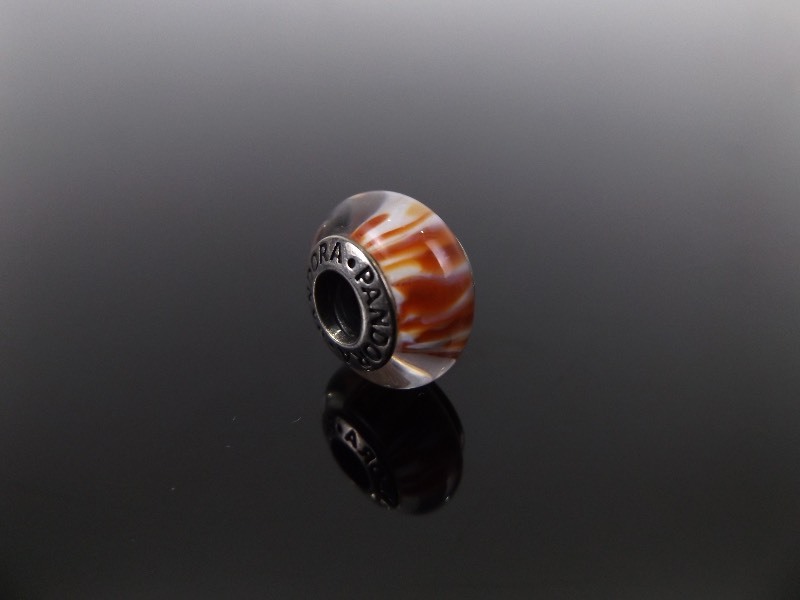 lot 122 image: PANDORA .925 ALE Murano Charm