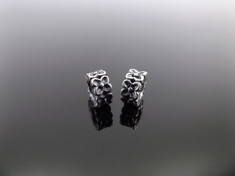 lot 141 image: 2 PANDORA .925&nbspALE Aloha Spacer Charms