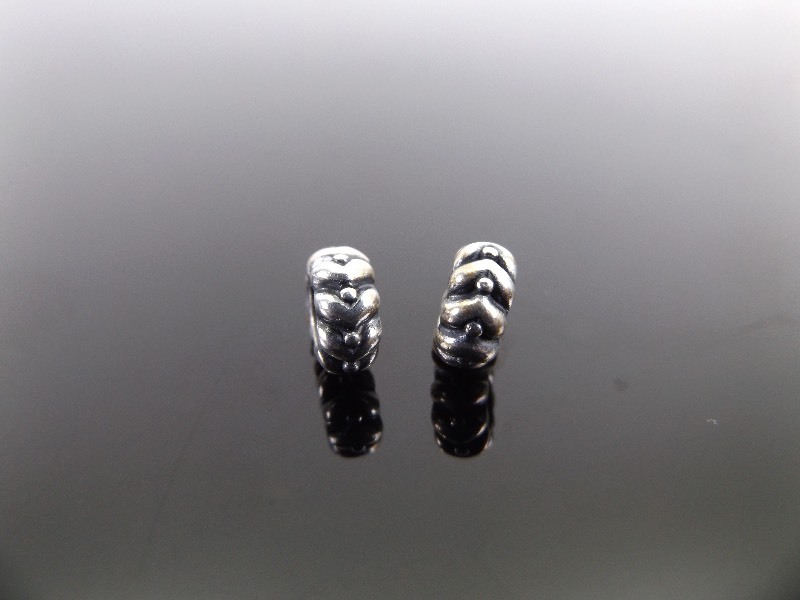 lot 144 image: 2 PANDORA .925&nbspALE&nbspHeartbeats Spacer Charm