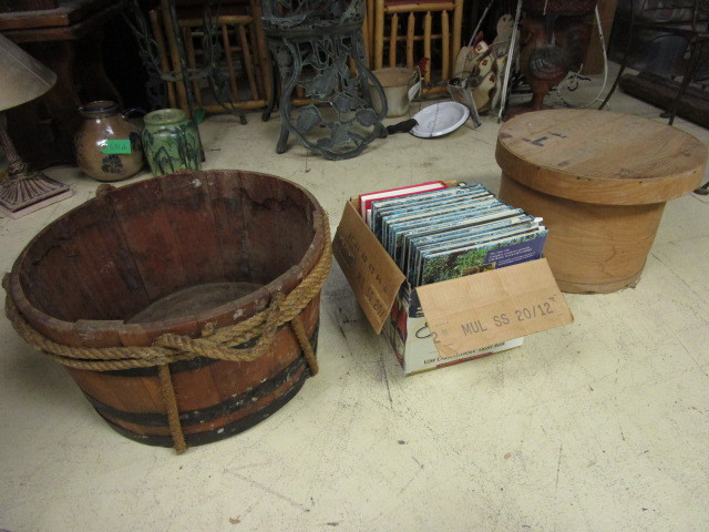 lot 536 image: GARDENING BOOKS, WASH TUB, AND MORE