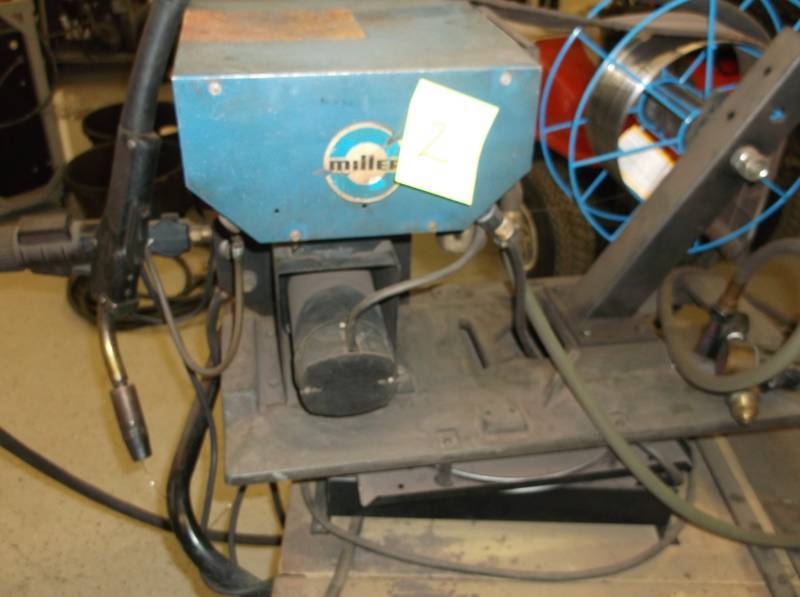 Wire feed welder