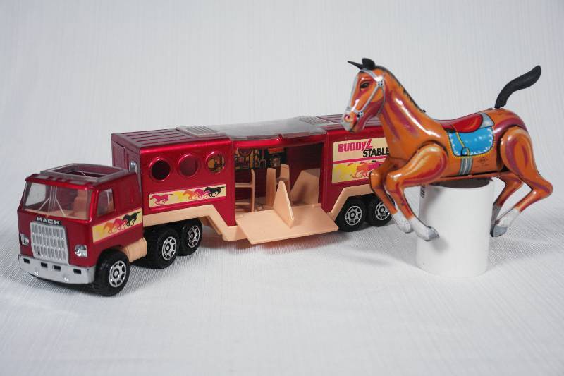 Vintage BuddyL Stables Truck and Daiya Wind up horse