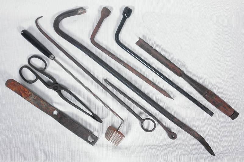 Blacksmith Tools, Tire Irons, Crow Bar and other misc tools