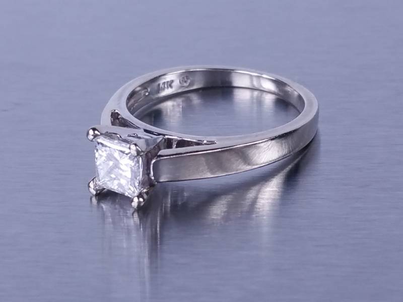 34 CT Princess Cut Diamond Solitaire Ring in 14k White Gold