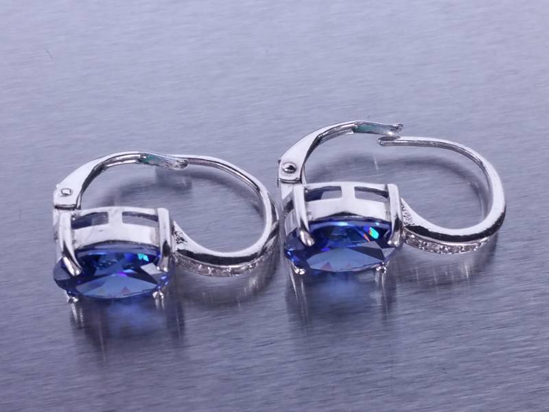 Beautiful Sapphire 4 CT Earrings