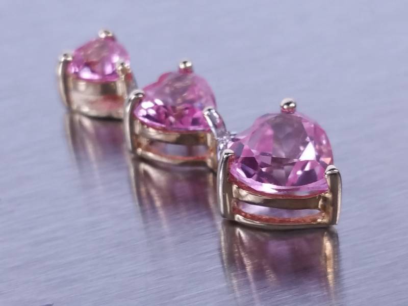 Pink Sapphire Pendant in Yellow Gold