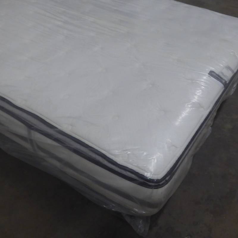 lot 15 image: Brand New Beautyrest Recharge Classic Arbor Terrace Firm Pillowtop King Mattress