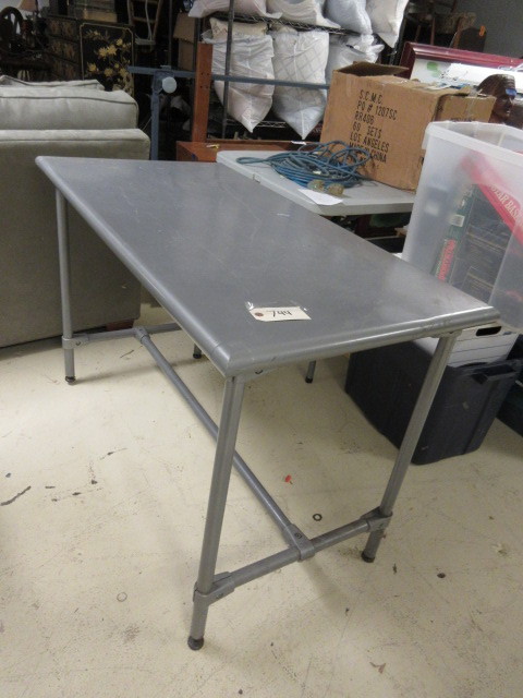 lot 744 image: METAL TABLE WITH LEVELERS