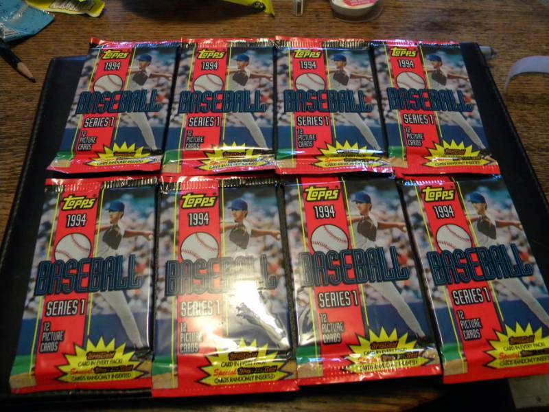 8 Topps Baseball Card Packs