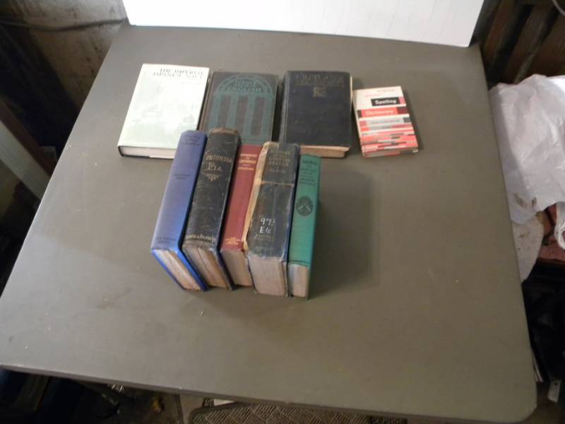 9 Vintage Books