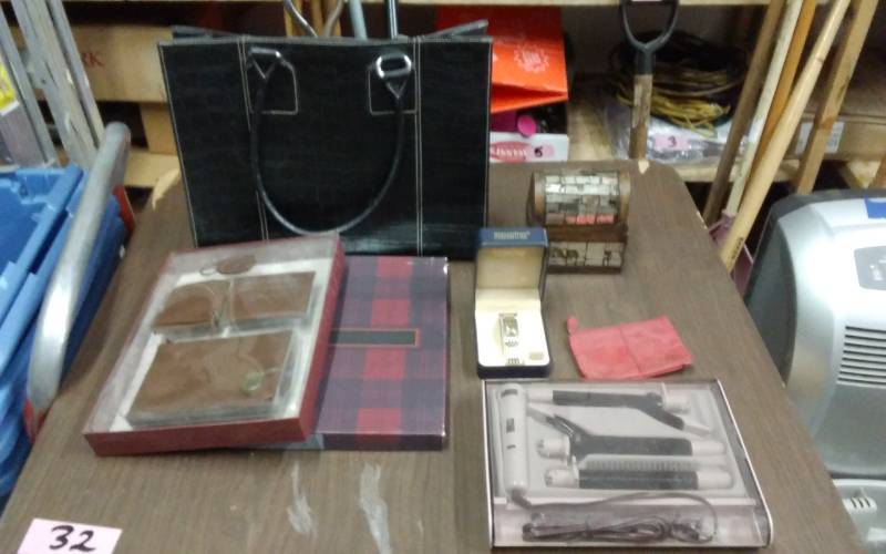 lot 17 image: Hand Bag, Wallet Set, Watch, Hair Styler, Trinket Box
