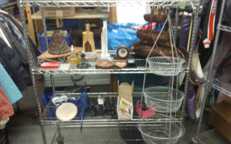 lot 52 image: Household Misc-Baskets, Unique Wood Lamp and Stone Shade