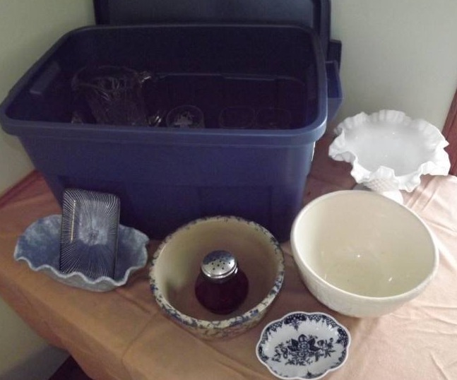 Assorted Kitchenware