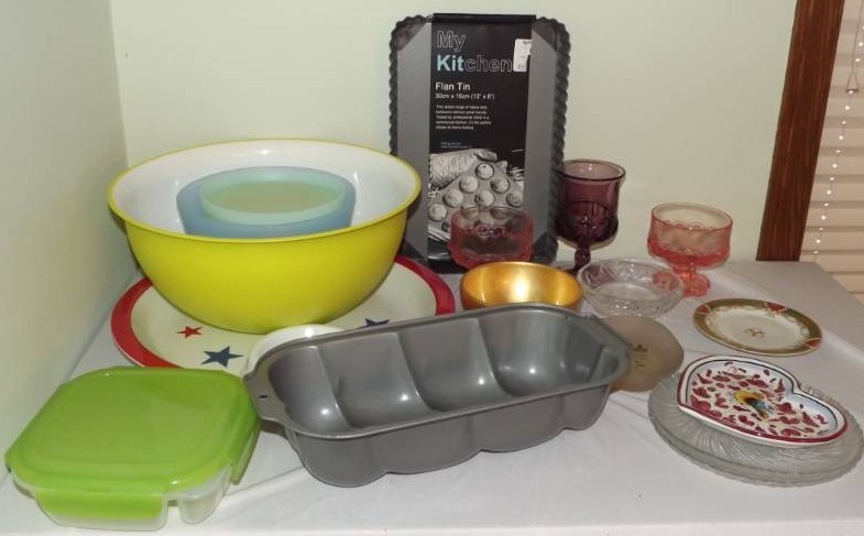 Assorted Kitchenware