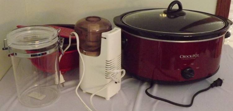 Assorted Kitchenware