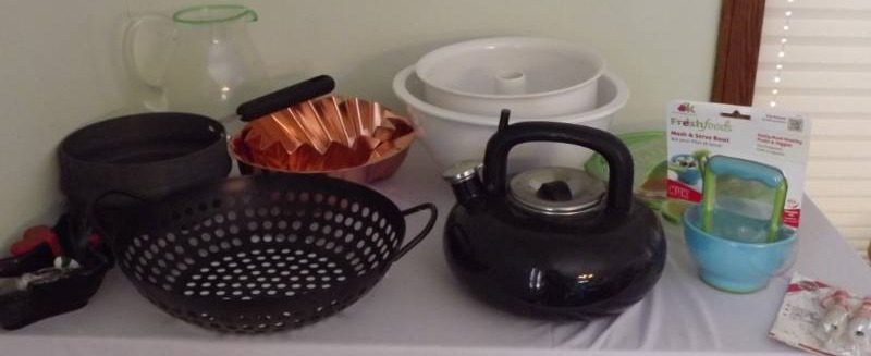 Assorted Kitchenware
