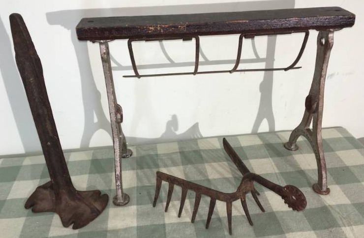 Antique Metalwares