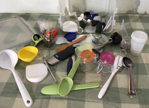 Assorted Kitchen Utensils