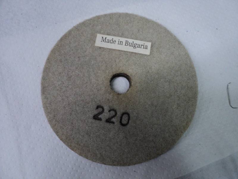 lot 232 image: 4 Super Thick Lippage Diamond Poli...