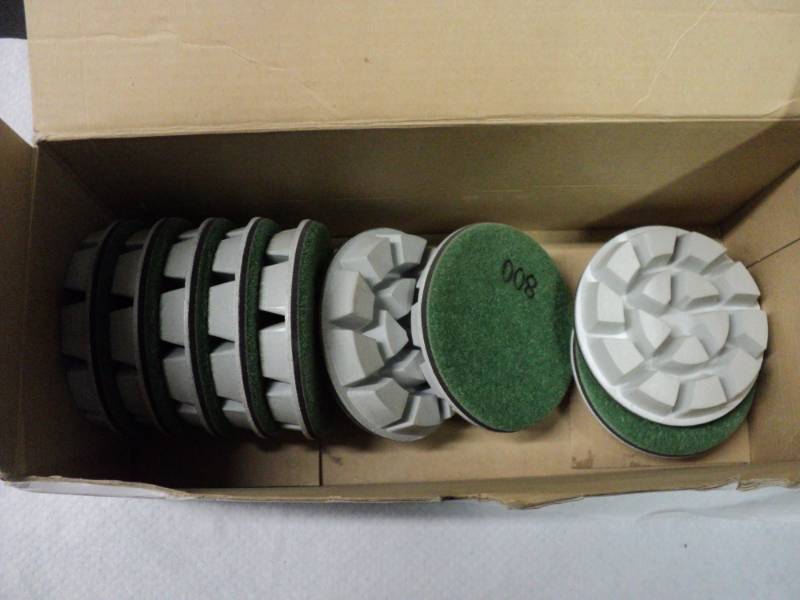 lot 343 image: 3 Wet Resin Concrete Floor Polishi...