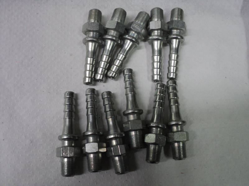 lot 358 image: Dixon 3501 Steel Fitting 18 NPT M...