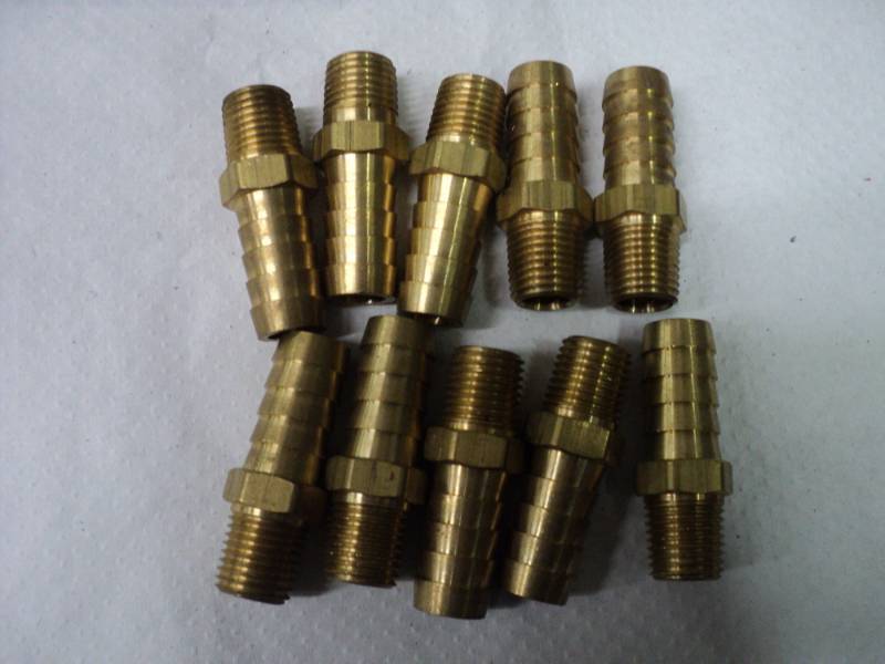 lot 359 image: Dixon BN42 Brass Fitting 14 NPT M...