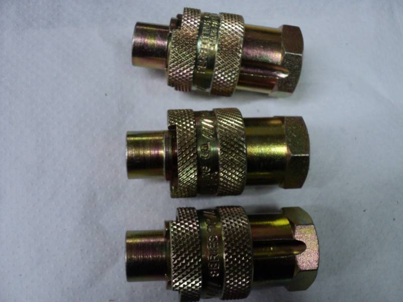 lot 360 image: Dix-Lock QM81 Steel Quick Coupling ...
