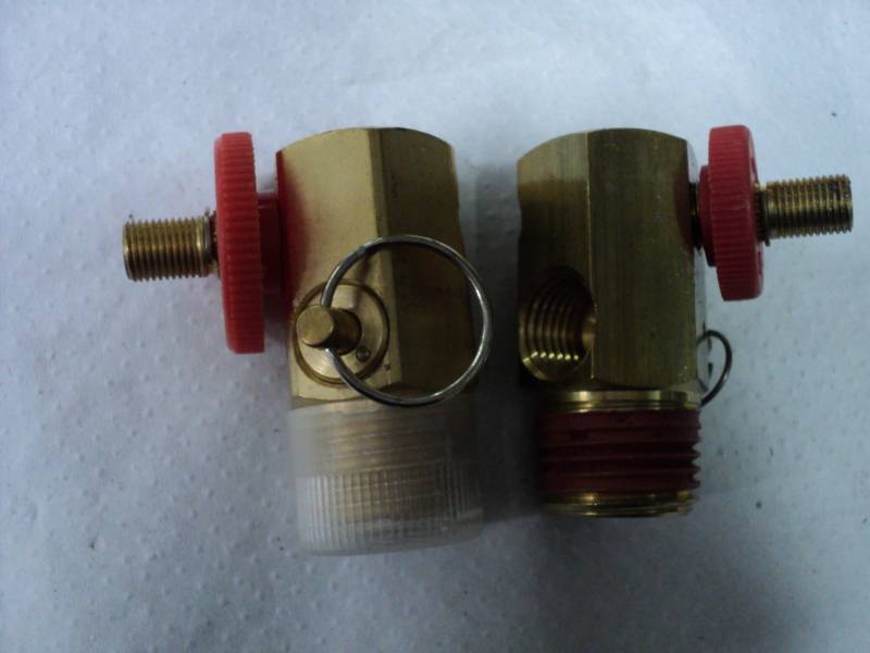 lot 370 image: CTM-150 Carry Tank Manifold with Sa...