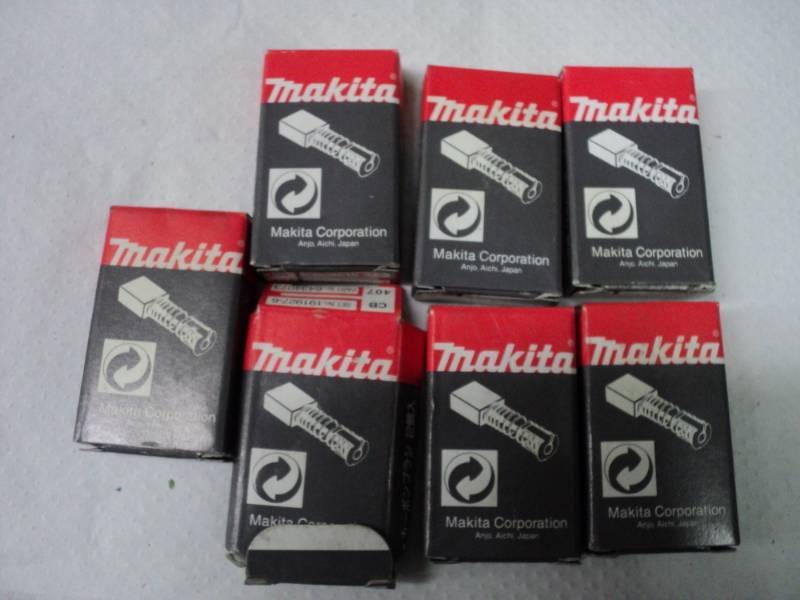 lot 372 image: Makita 1919027-6 CB-407 Hammer Dril...