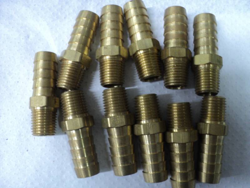 lot 410 image: Dixon BN42 Brass Fitting 14 NPT M...